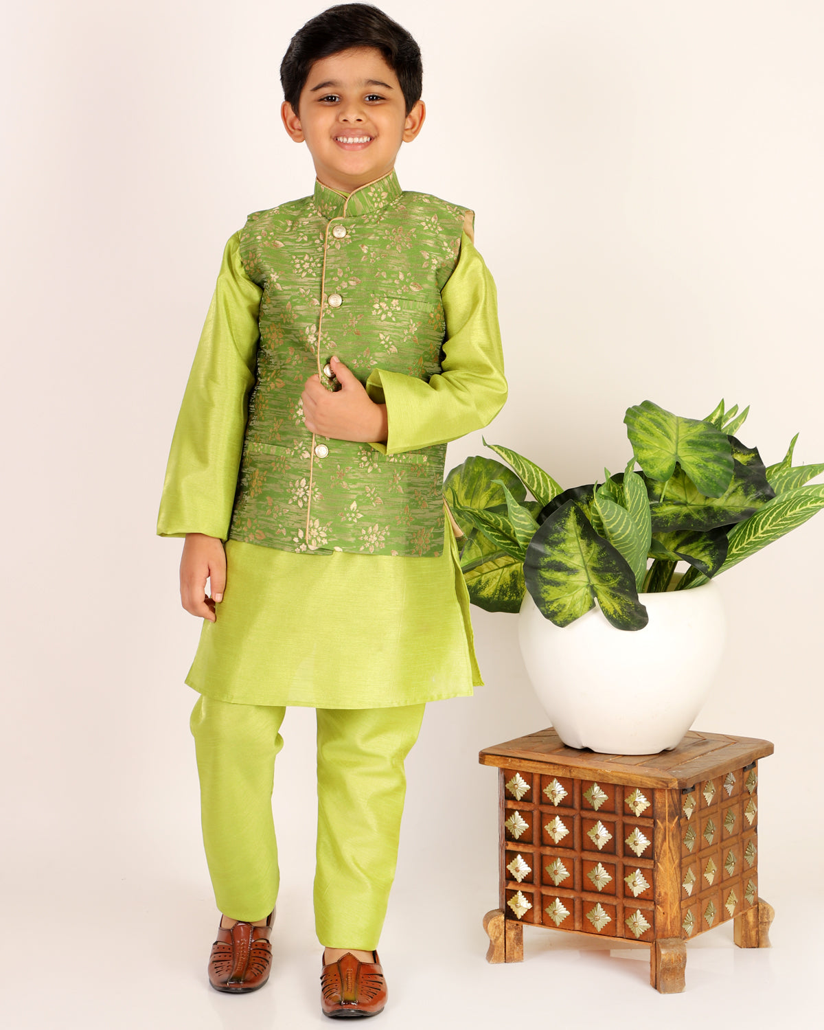 Pro Ethic Boys Kurta Pajama & Waistcoat Set Silk Floral Design Green (S-175)